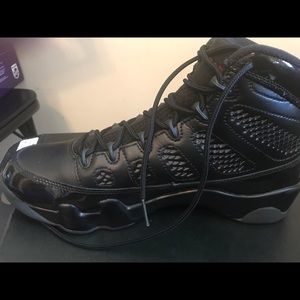 Jordan 9s size 9